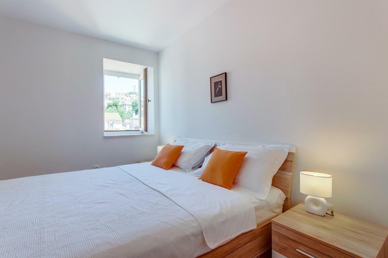 Apartments Bellus Mare Mali Lošinj Exterior foto