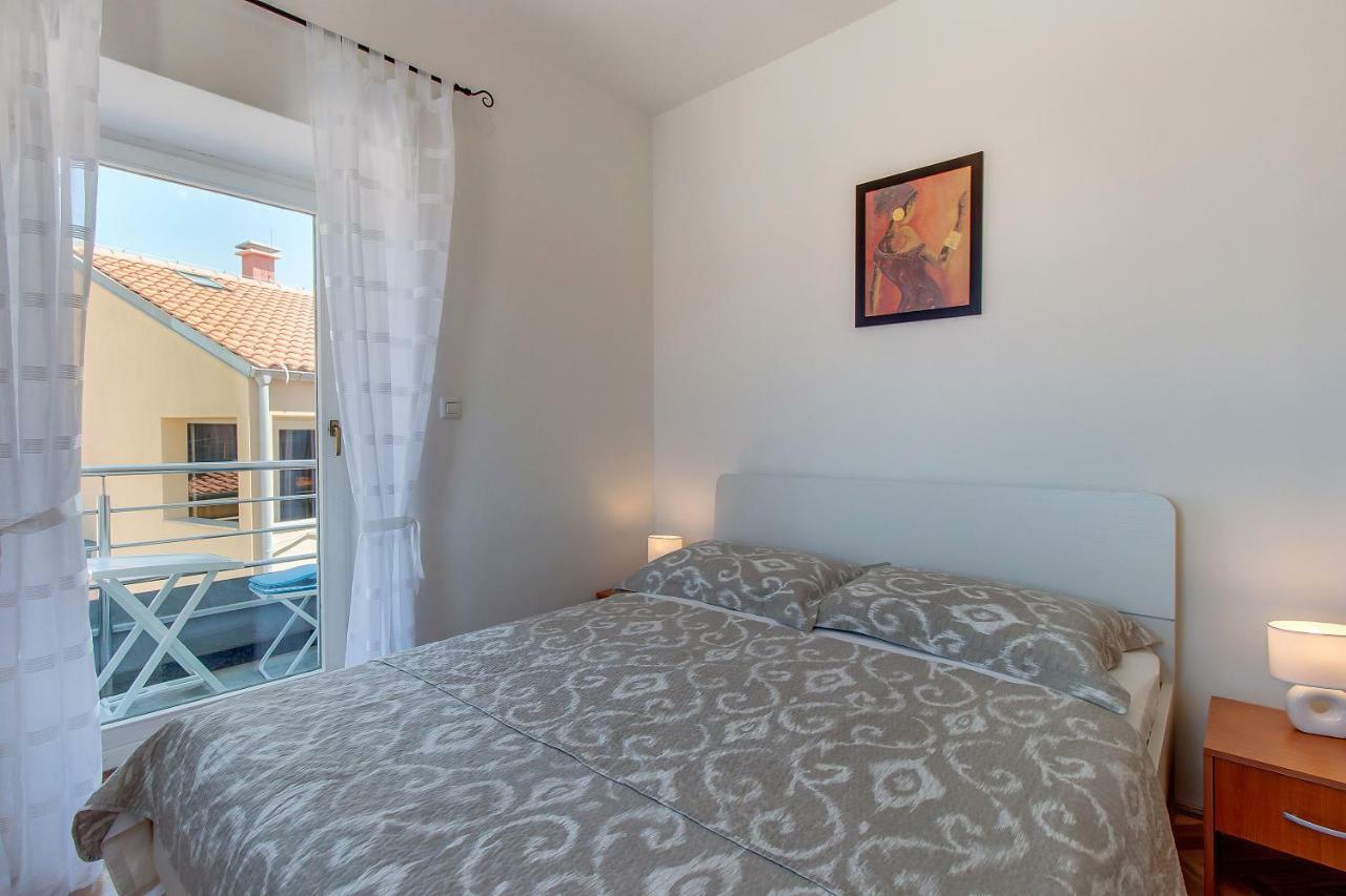 Apartments Bellus Mare Mali Lošinj Exterior foto